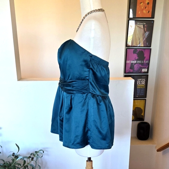 TORRID Teal Satin Peplum Bustier Sleeveless Top Size 4X - Picture 7 of 12